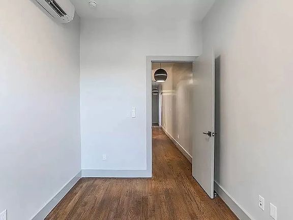 5th image of 640 Lafayette Ave #3C