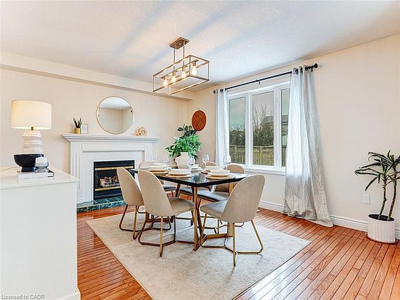 5th image of 154 Deerpath Dr