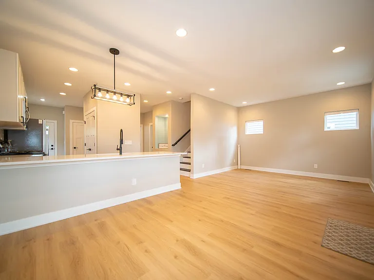 4816 Norwaldo Ave — Photo 5