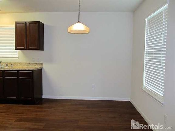4th image of 851 Darbydale Crossing Ln
