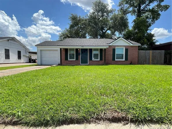 3723 Brentwood St, Lake Charles, LA 70607