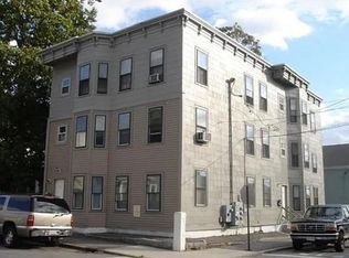 53 3rd St, Lowell, MA 01850