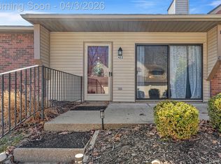 422 Water Tower Cir, Brighton, MI 48116