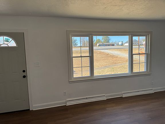 2nd image of 3941 S Amherst Hwy #101