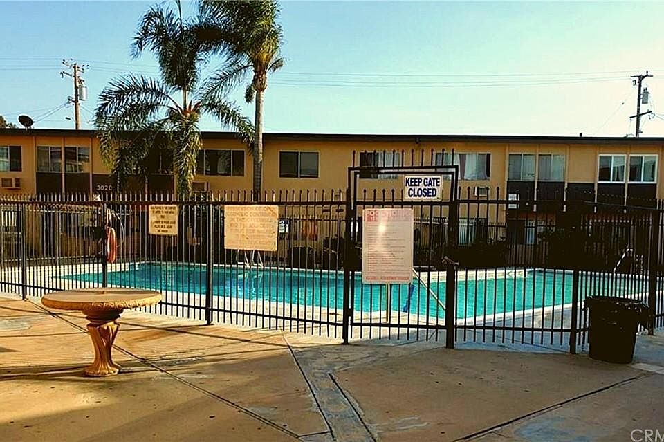 1st image of 3020 Vineland Ave APT 8