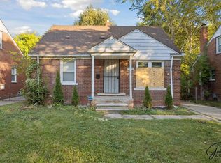12726 Riad St, Grosse Pointe, MI 48224
