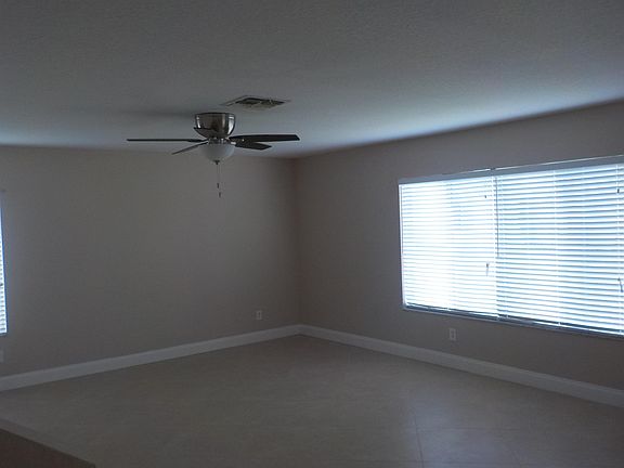 3rd image of 2072 SW Marblehead Way