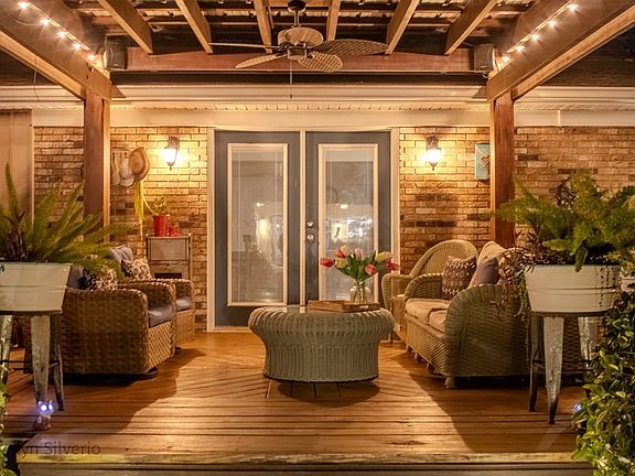 3rd image of 6286 Val Del Rd