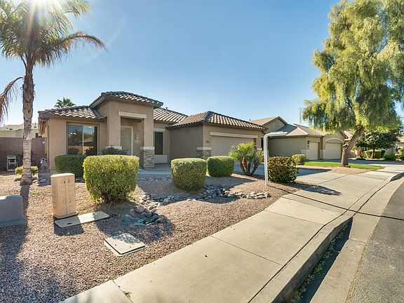 5th image of 4385 E Cherry Hills Dr