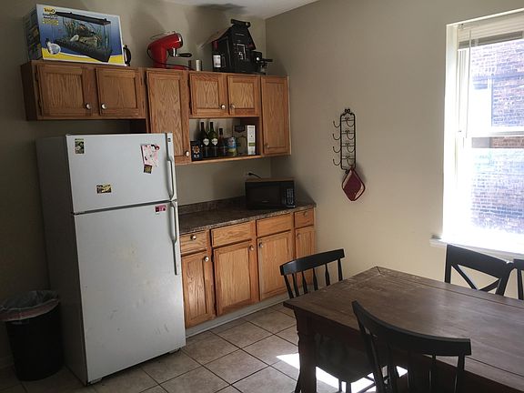 4th image of 2909 W Shakespeare Ave
