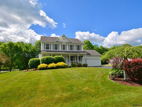 3rd image of 152 Butternut Dr