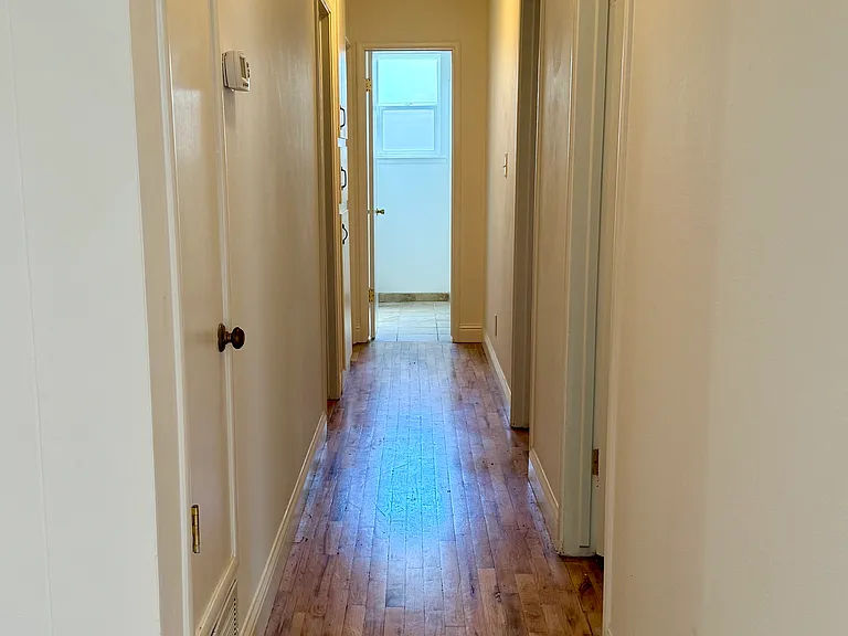 19 Bernice Ct — Photo 7