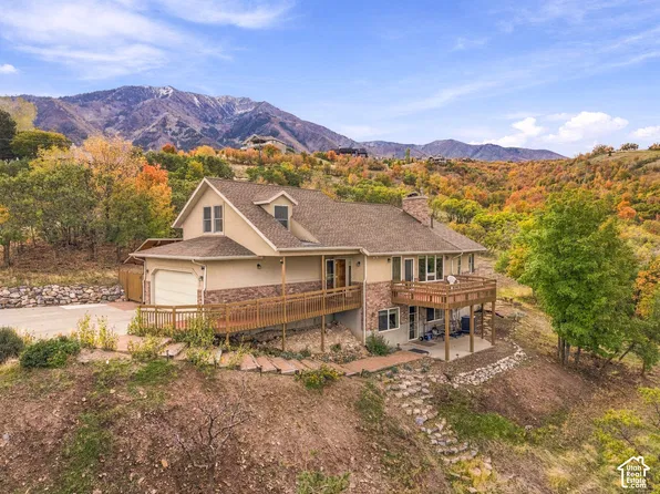 315 S Oak Ridge Cir, Woodland Hills, UT 84653