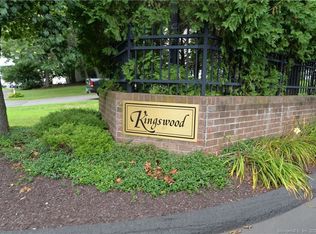 68 Kingswood Dr UNIT 68, Bethel, CT 06801