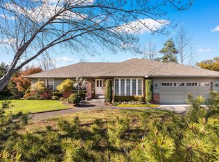 2413 Republic Way, Medford, OR 97504