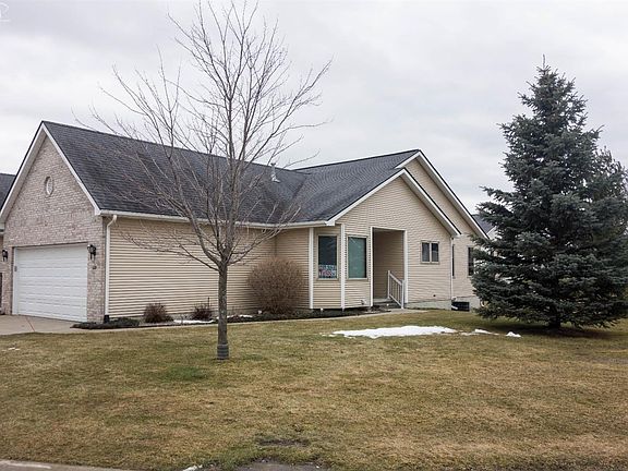 2nd image of 1121 Canary Dr