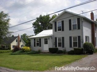 6453 Albion Rd, Oakfield, NY 14125