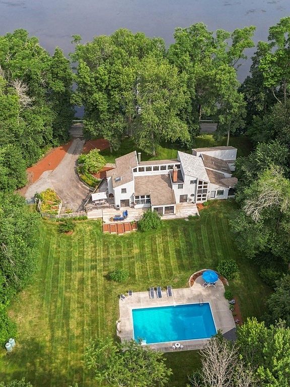 111 River Rd, West Newbury, MA 01985 MLS 73146010 Zillow