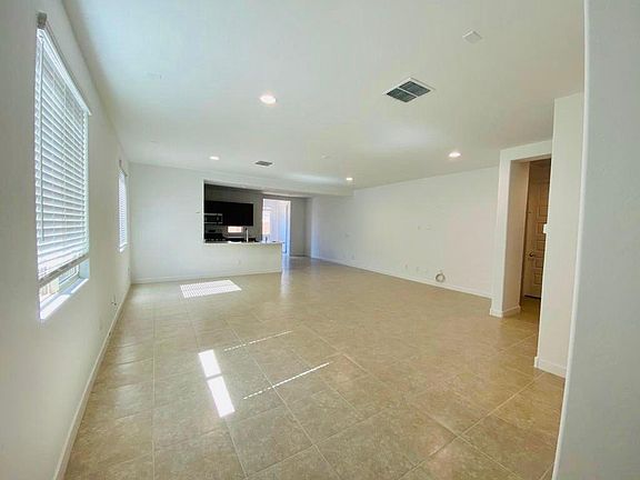 2nd image of 2208 W Donner Dr