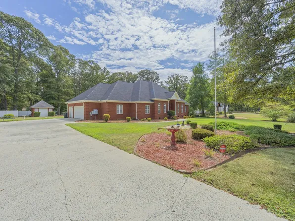 127 S Live Oak Ct, Byron, GA 31008
