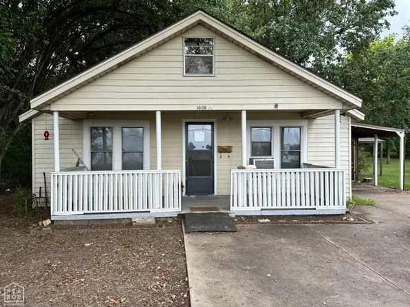 1608 McLain St, Newport, AR 72112