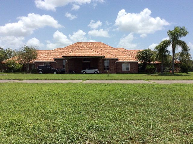 1st image of Charmaine Ln