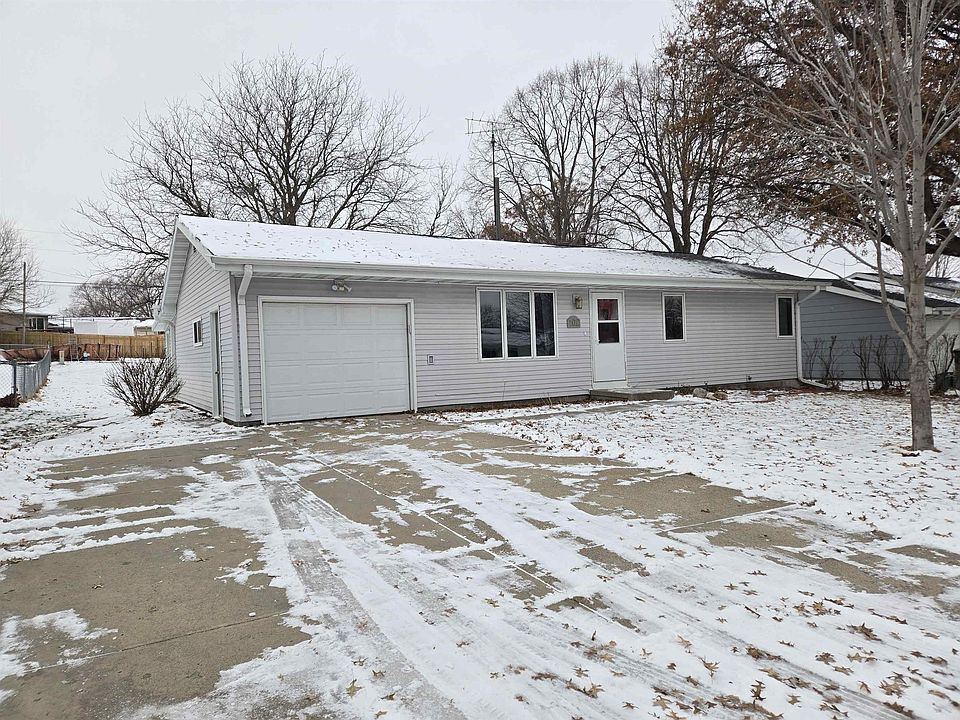 1st image of 102 Cottage Dr