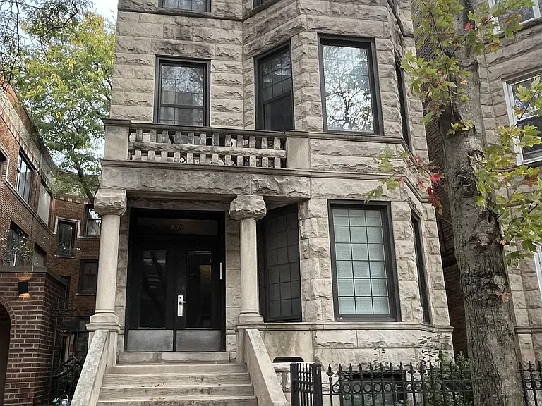 848 W Barry Ave #3R — Photo 10