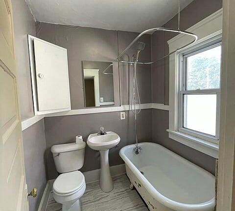5th image of 2401 Hansen AVENUE