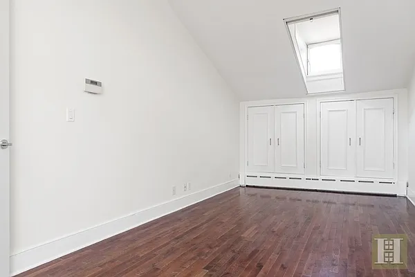 Rented by Halstead Real Estate | media 15