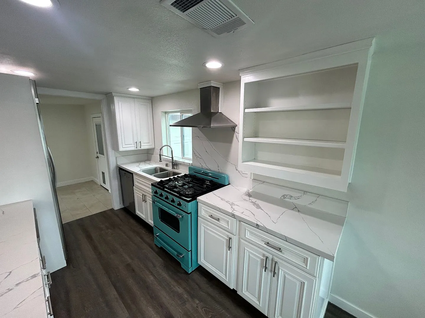 3 Bedroom/2 Bath Home Located in Modesto — Photo 4
