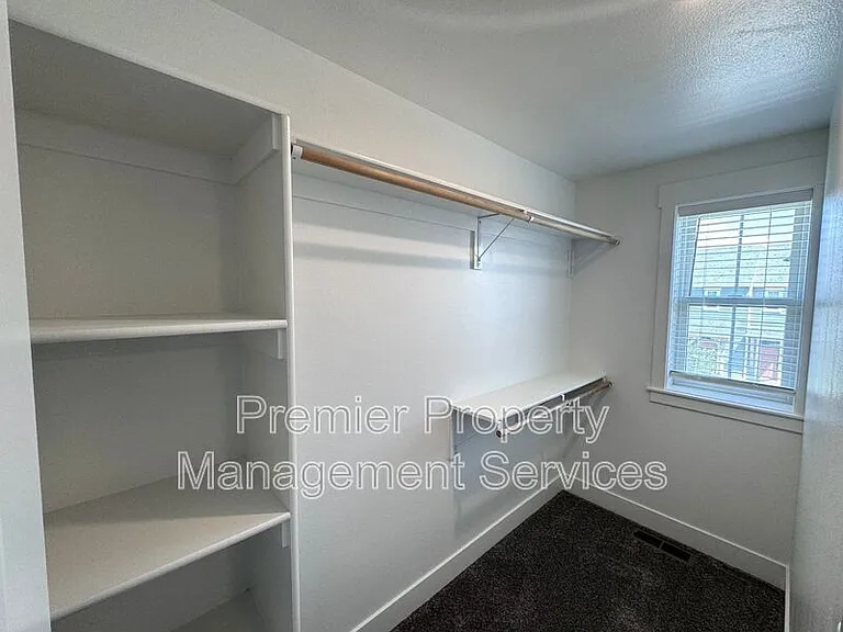 1678 Saint George Blvd — Photo 16