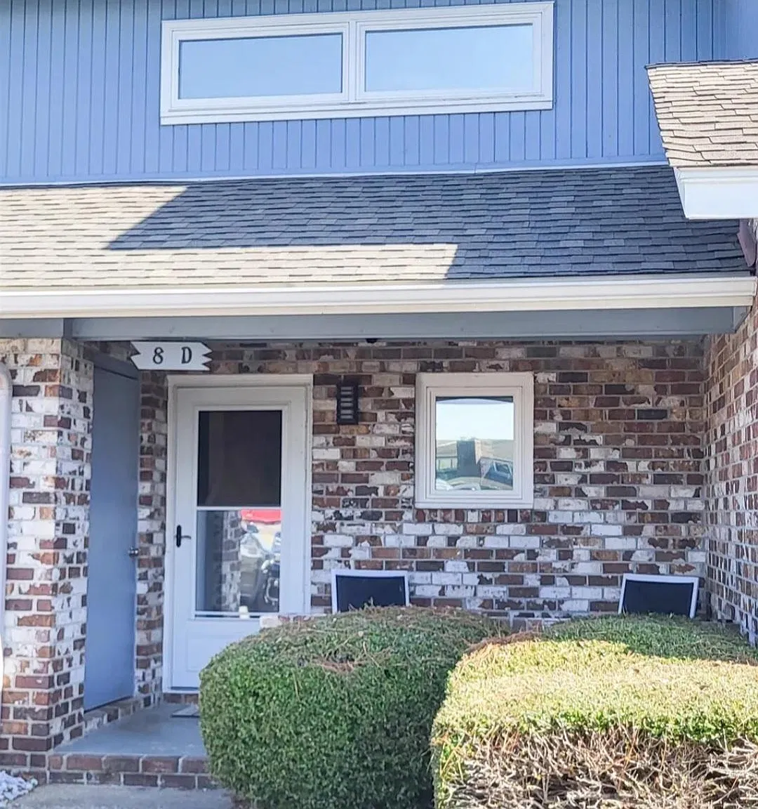 2 bed, 1.5 bath, 1200 sqft, $1,550 — Photo 3