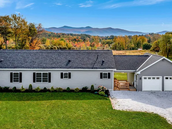 2670 North Grove Street, Rutland Town, VT 05701