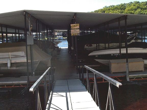 4th image of Betlo Park Ln #19