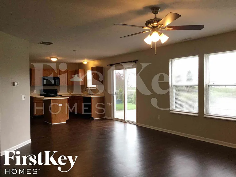 6914 Governors Point Blvd #B — Photo 6