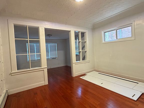 3rd image of 1324 123rd St Floor 1
