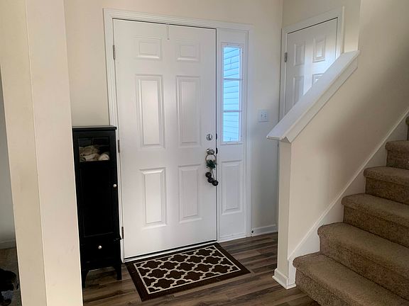 3rd image of 380 N Marble Way