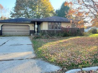 2815 46th St, Two Rivers, WI 54241