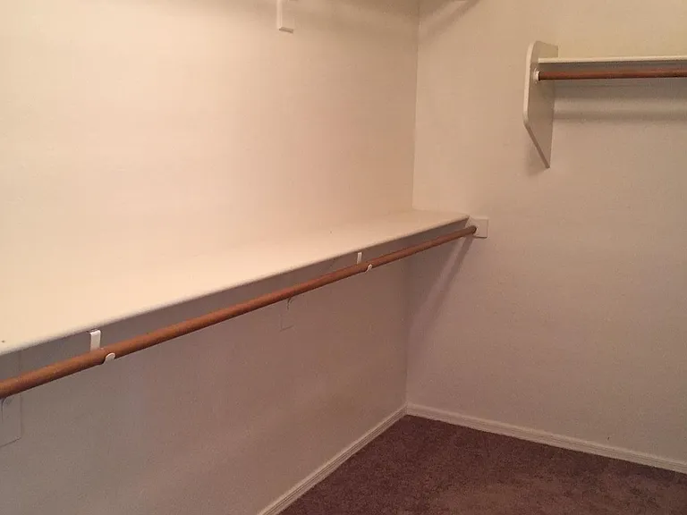 3907 S Soho Ln — Photo 12