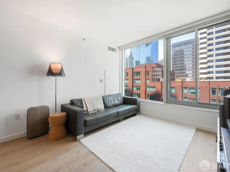 318 Spear St #8H-L — Photo 11