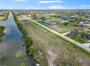 1724 NW 9th Ave, Cape Coral, FL 33993