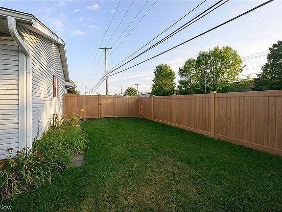 4th image of 224 Jessica Dr