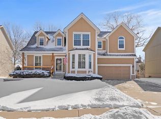 11425 W 117th Ter, Overland Park, KS 66210