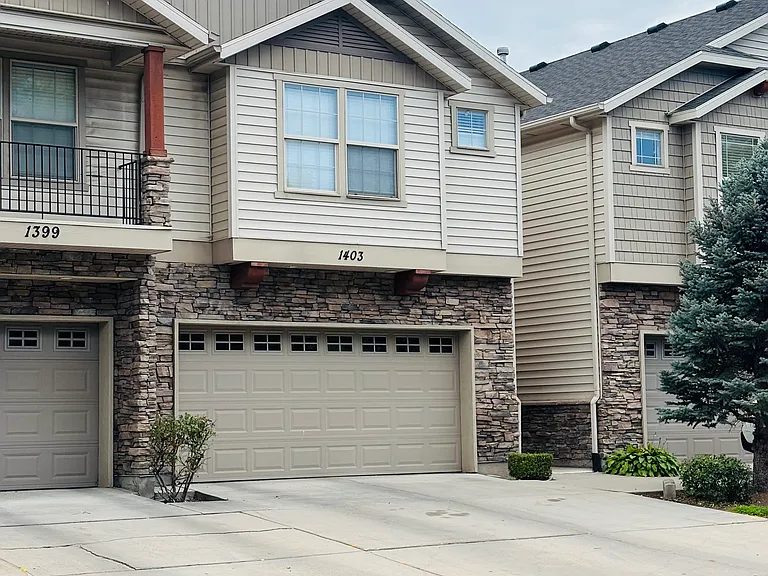 1403 W Stone Meadow Dr — Photo 1