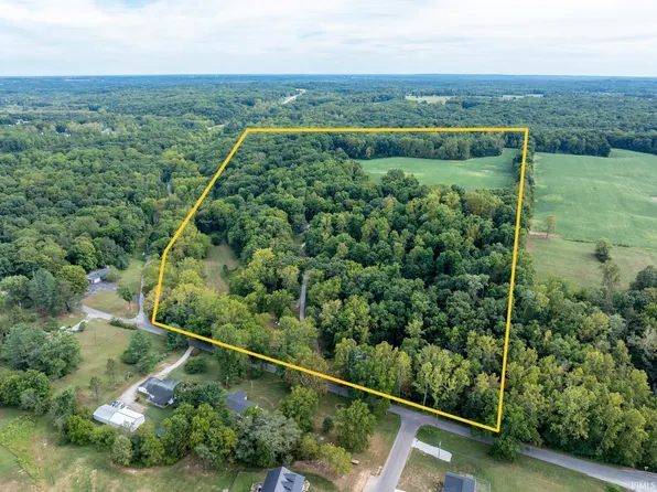 118 Washboard Rd, Bedford, IN 47421