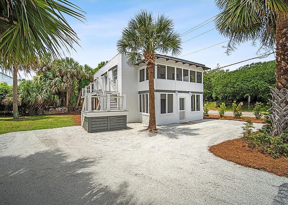 1st image of 7 W 2nd St