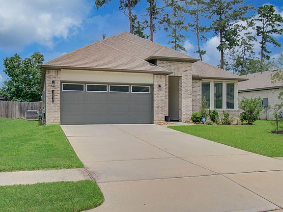 2nd image of 10026 Angelina Woods Ln