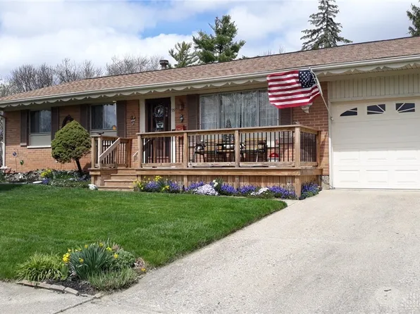 99 Madrid Ave, Brookville, OH 45309