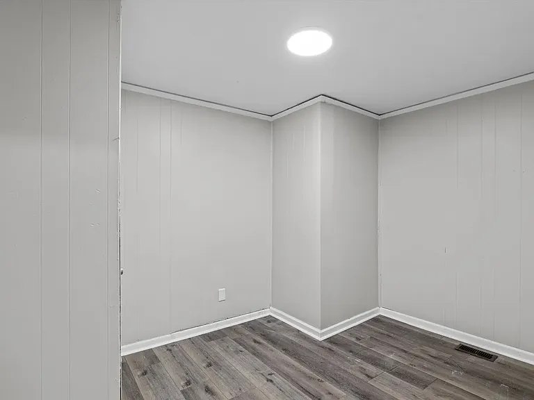 2411 Ruby Dr — Photo 30